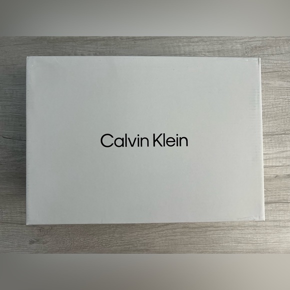 Calvin Klein Women's Pippy Lace-Up Platform Casual Sneakers Size 10 Ivory - Picture 12 of 12